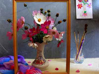 MÜƏXXİR / MÜQƏDDİM (İstədiyini yubadan, istədiyini irəli keçirən, tezləşdirən)